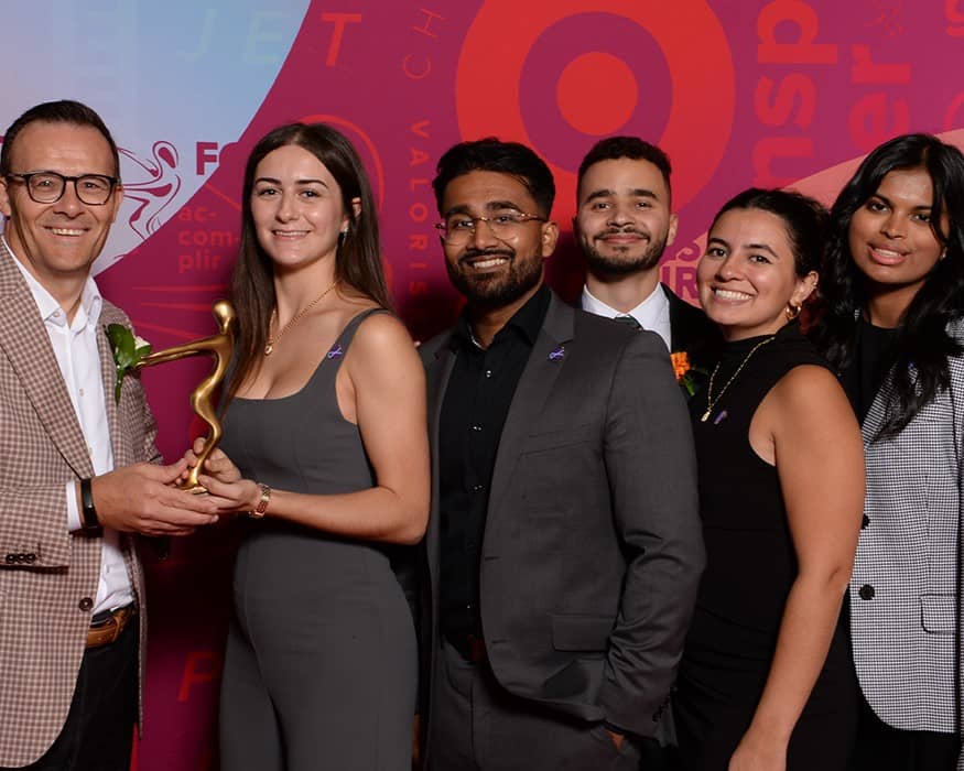 Notre équipe au gala Forces Avenir